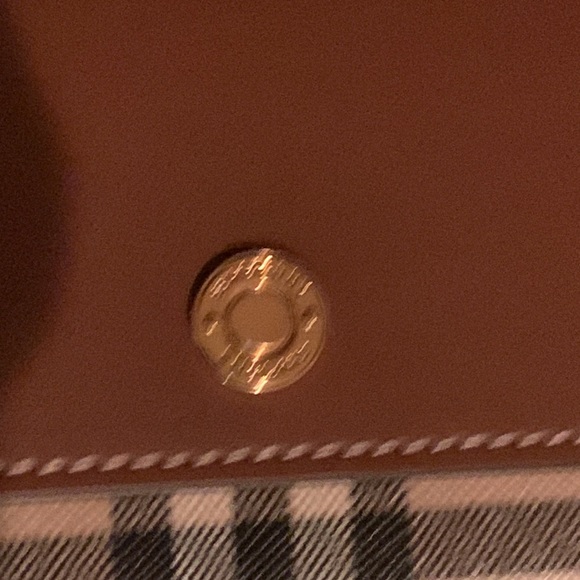 Burberry clutch wallet - Picture 6 of 6